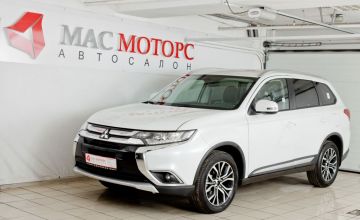 Mitsubishi Outlander 5 мест Белый